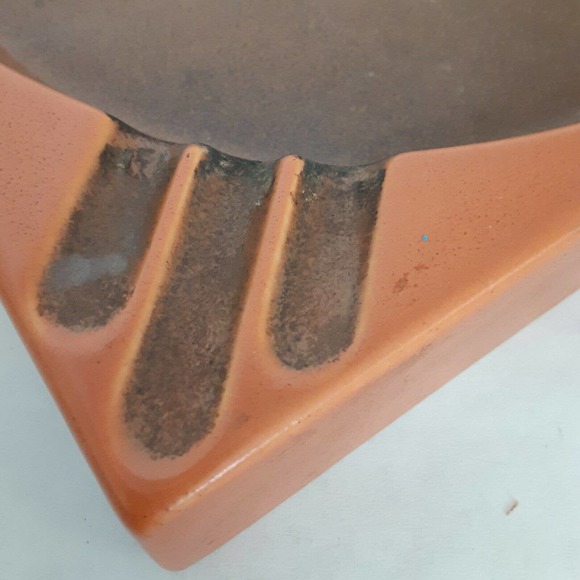 Vintage Mid Century Modern Hyalyn Porcelain Ashtray - Picture 2 of 6